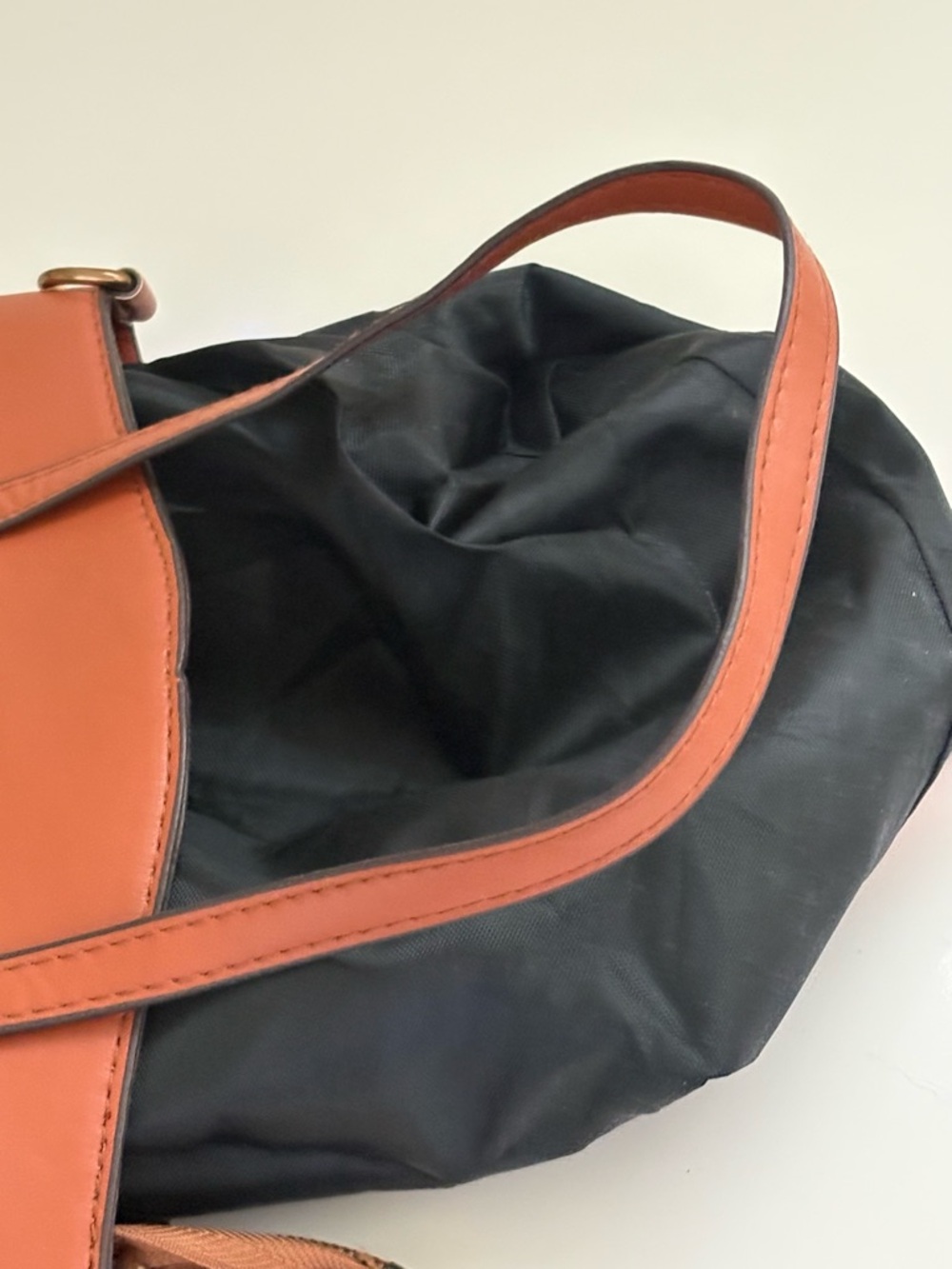 Faux Leather & Woven Straw Small HandBag Brown & Cream, zipper closure No strap - Picture 9 of 10
